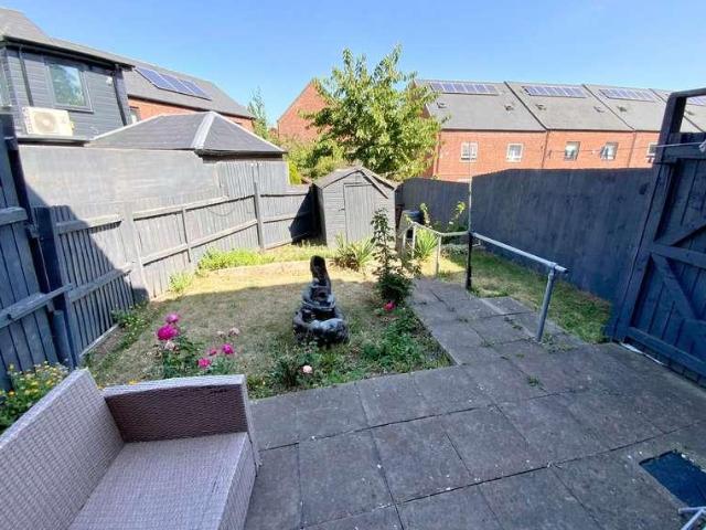 3 bed house for sale