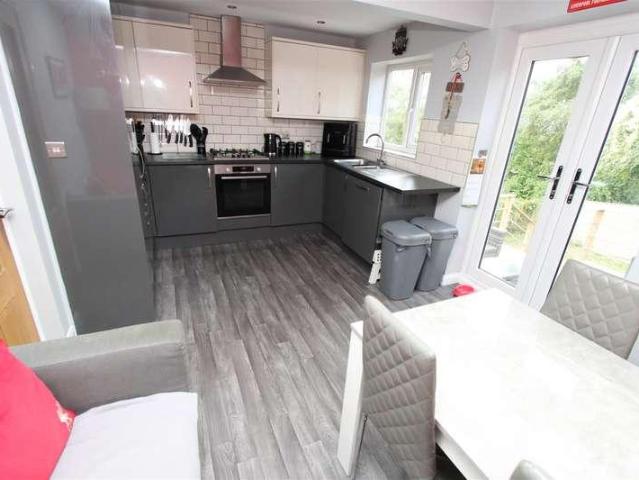 3 bed house for sale