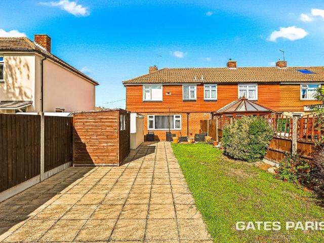 3 bed house for sale