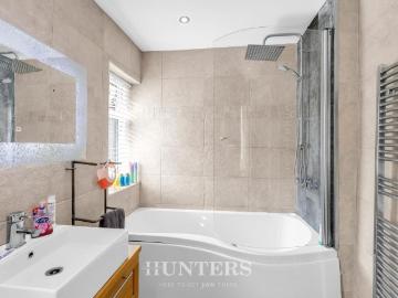 3 bed house for sale