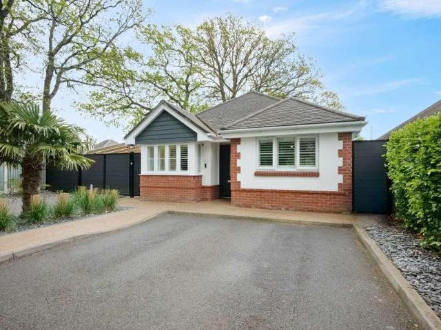 3 bed house for sale