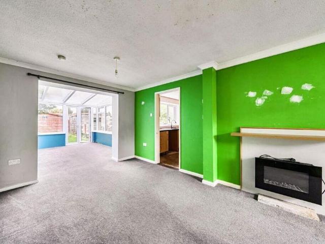 3 bed house for sale