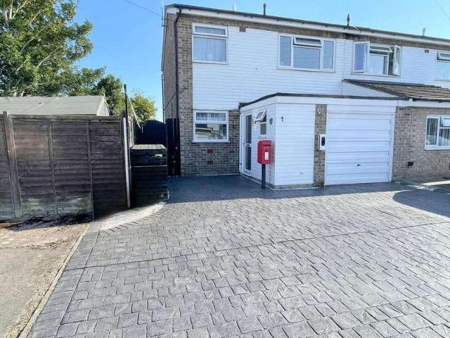 3 bed house for sale