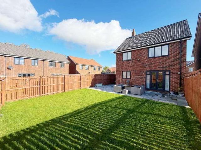 3 bed house for sale