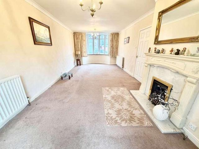 3 bed house for sale