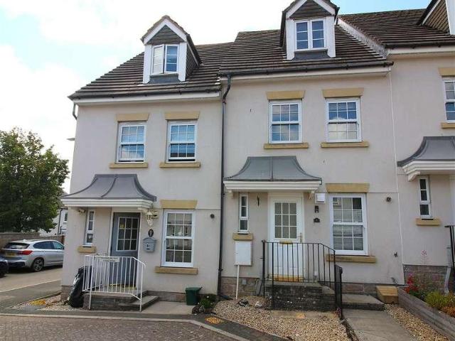 3 bed house for sale