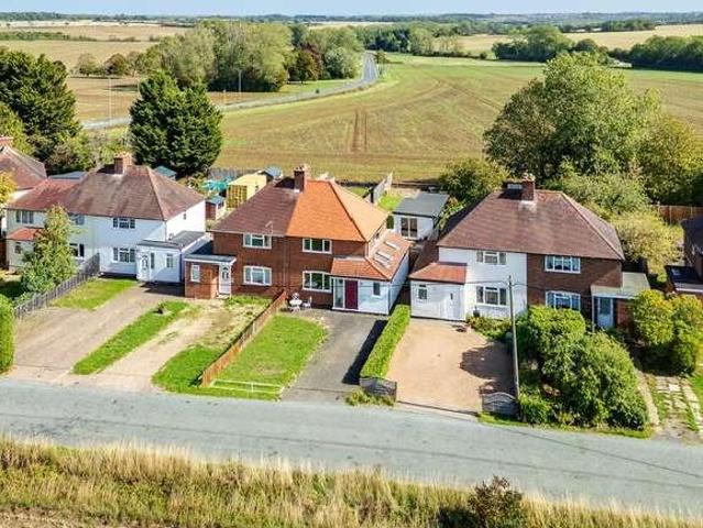 3 bed house for sale