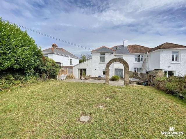 3 bed house for sale