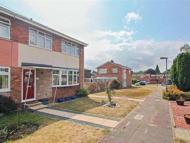 3 bed house for sale