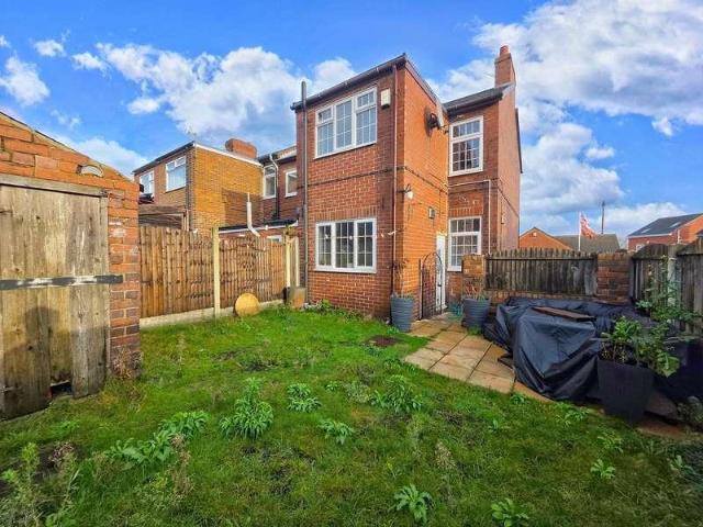 3 bed house for sale