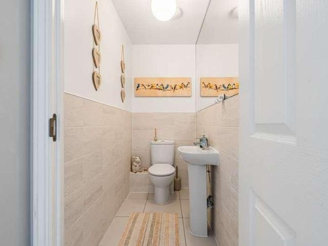 3 bed house for sale