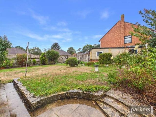 3 bed house for sale