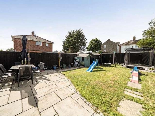3 bed house for sale