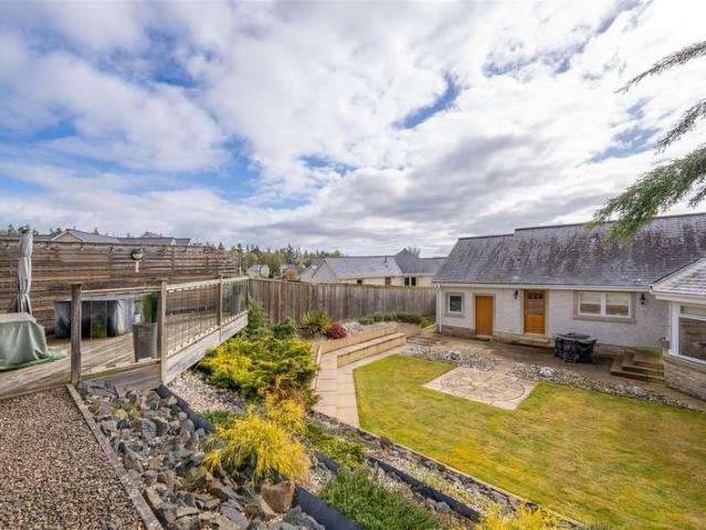 3 bed house for sale