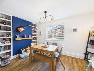3 bed house for sale