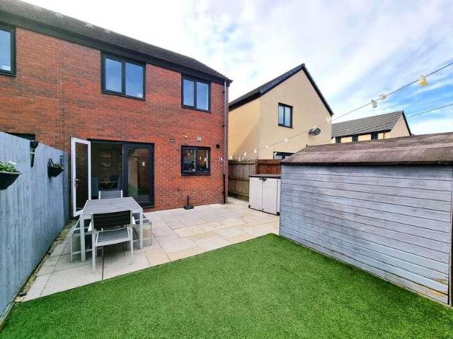 3 bed house for sale