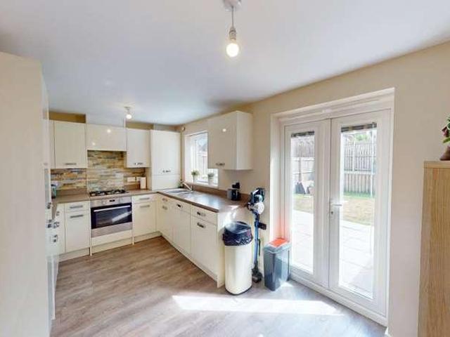 3 bed house for sale