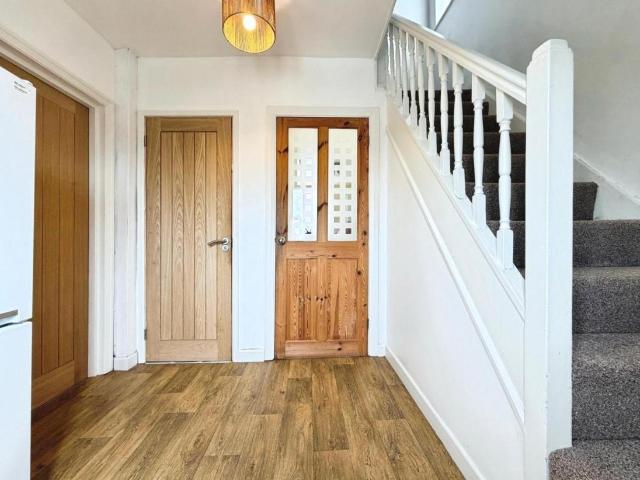 3 bed house for sale