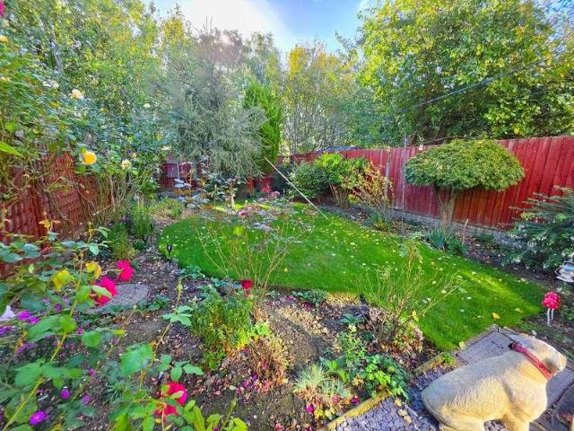 3 bed house for sale