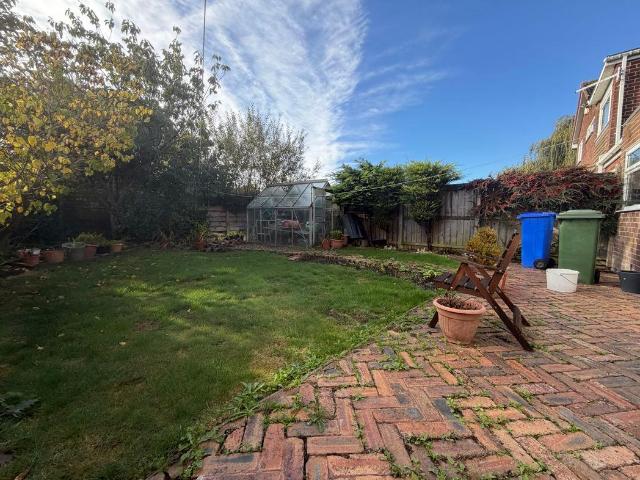 3 bed house for sale