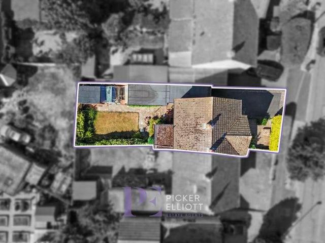 3 bed house for sale