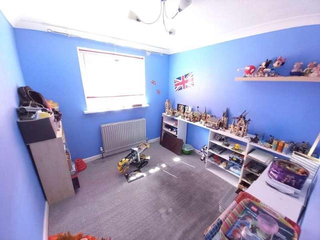 3 bed house for sale