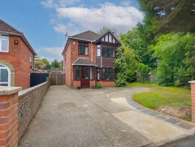 3 bed house for sale