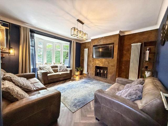 3 bed house for sale