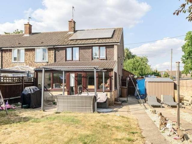 3 bed house for sale