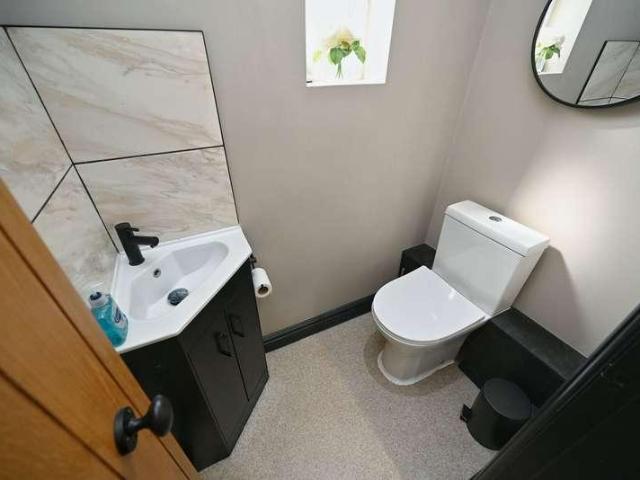 3 bed house for sale