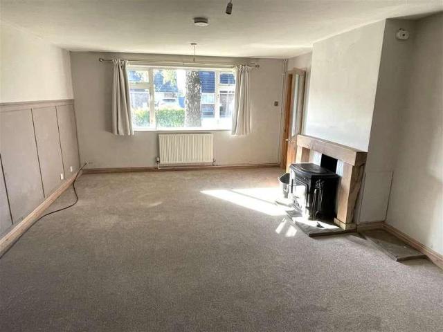 3 bed house for sale