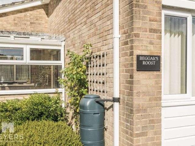 3 bed house for sale