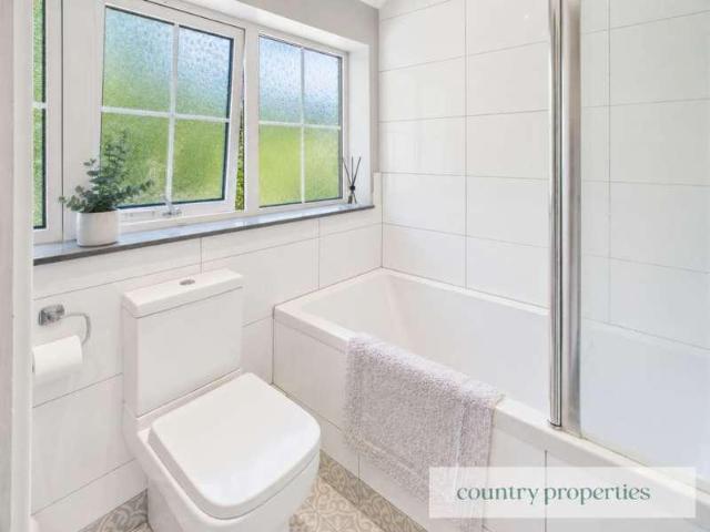 3 bed house for sale