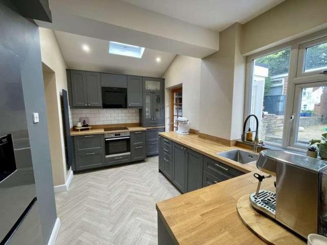 3 bed house for sale