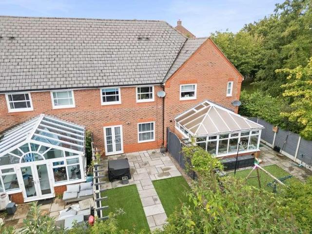 3 bed house for sale