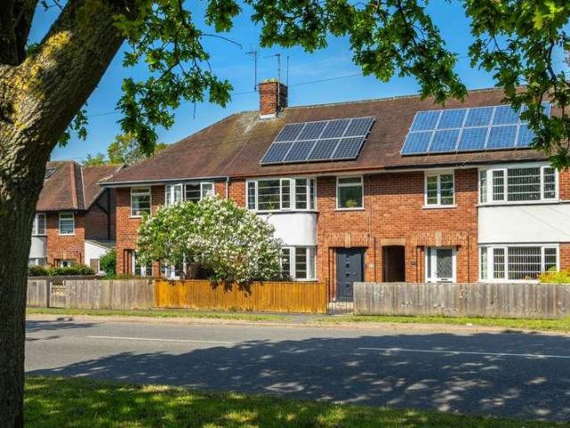 3 bed house for sale