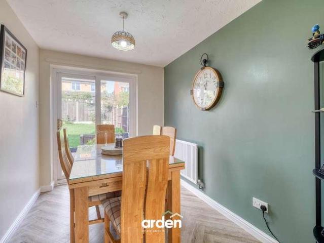 3 bed house for sale