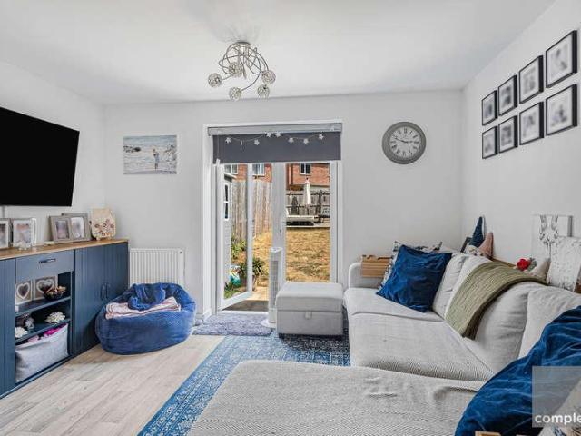 3 bed house for sale