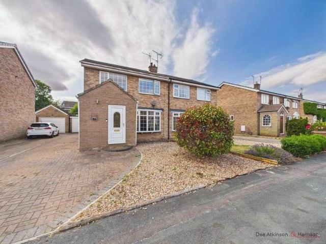 3 bed house for sale