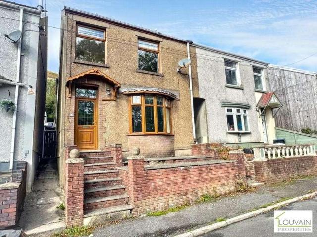 3 bed house for sale