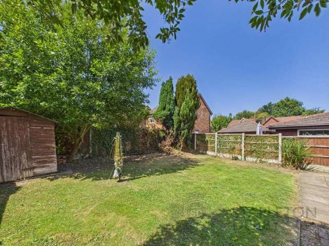 3 bed house for sale