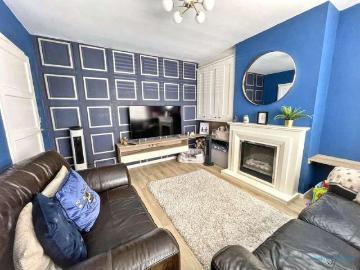 3 bed house for sale