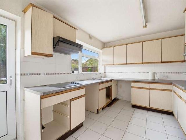 3 bed house for sale