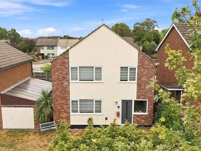 3 bed house for sale