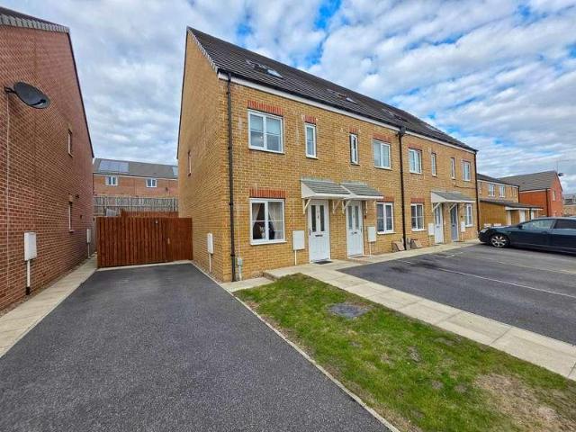3 bed house for sale