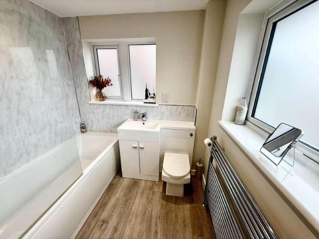 3 bed house for sale
