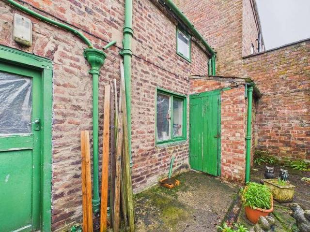 3 bed house for sale