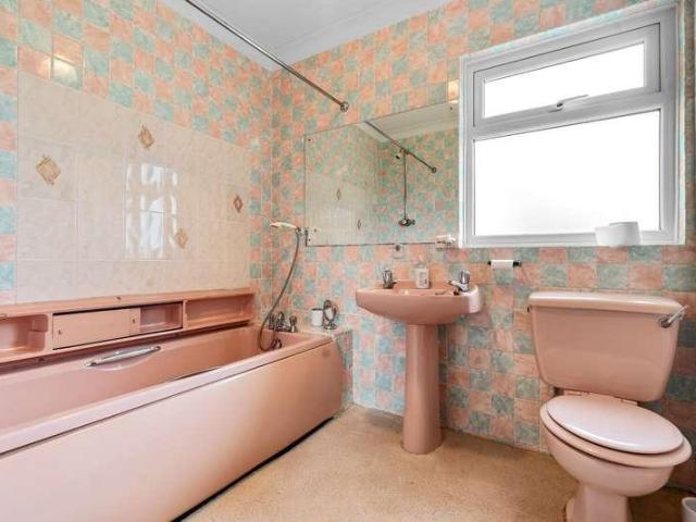 3 bed house for sale