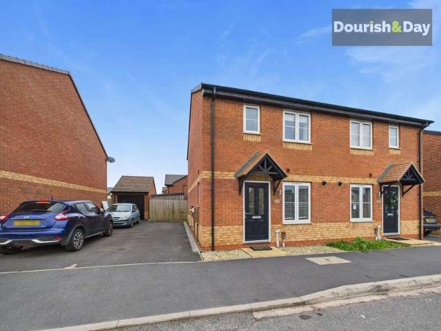 3 bed house for sale