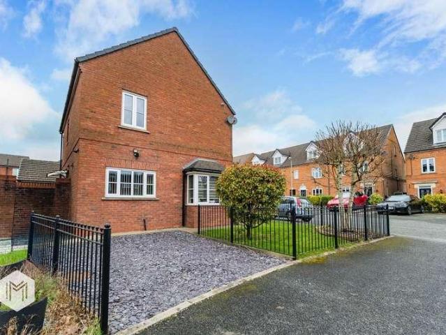 3 bed house for sale